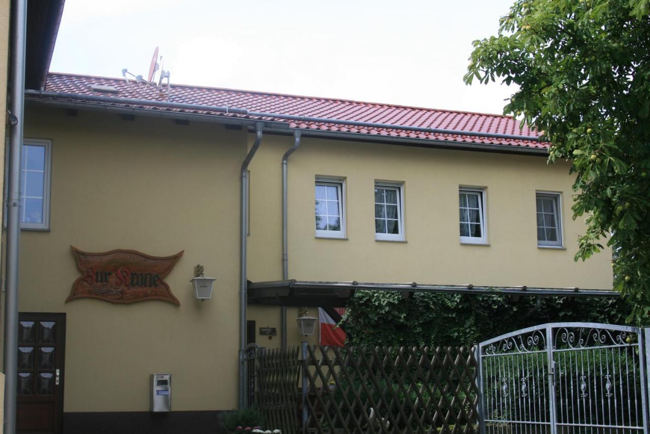 Отель Pension Zur Krone Эйзенах Экстерьер фото